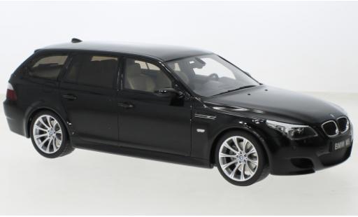 Bmw M5 1/18 Ottomobile (E61) Touring nero 2004 modellino in miniatura