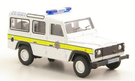 Land Rover Defender 1/76 Oxford Station Wagon Garda Confidential modellino in miniatura