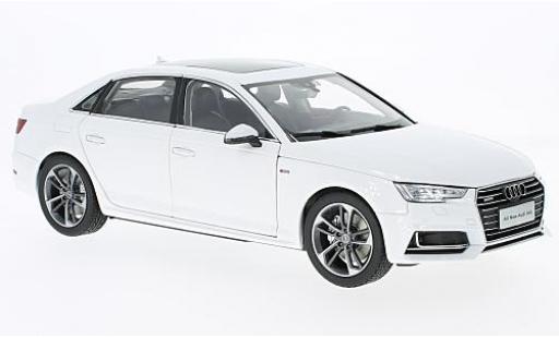 Audi A4 1/18 Paudi L bianco 2017 sans Vitrine modellino in miniatura
