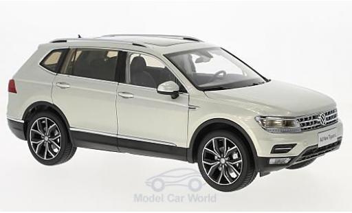 Volkswagen Tiguan 1/18 Paudi L grigio 2017 modellino in miniatura