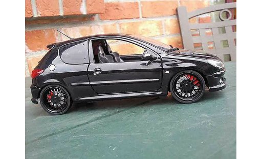 Peugeot 206 RC 1/18 Norev jantes neros et vitres teintees modellini auto