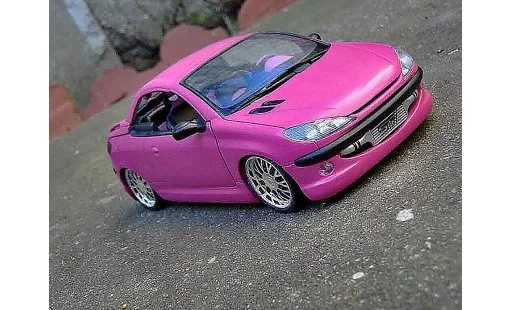 Peugeot 206 CC 1/18 Gate rosa satine jantes bbs modellini auto