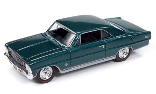 Chevrolet Nova 1/64 Racing Champions SS metallico verde 1966 modellino in miniatura