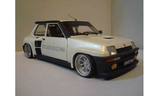 Renault 5 Turbo 1/18 Universal Hobbies 2 bianco modellini auto