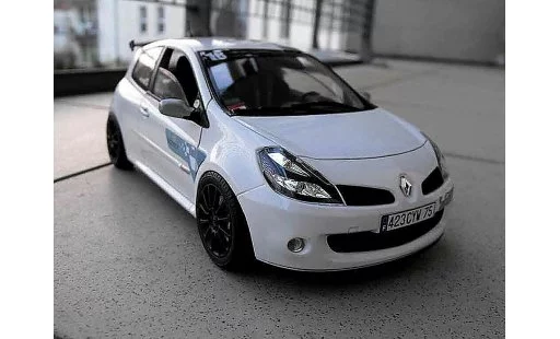 Renault Clio 3 RS 1/18 Solido f1 team blanc glacier modellini auto