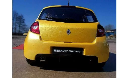 Renault Clio 3 RS 1/18 Solido giallo sirius modellini auto