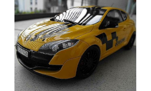 Renault Megane RS 250 1/18 Ottomobile 2.0 t giallo deco renault sport modellini auto