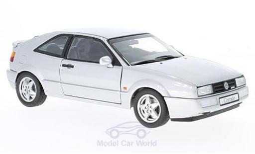 Volkswagen Corrado 1/18 Revell VR6 grigio modellino in miniatura