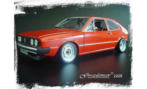 Volkswagen Scirocco GTI 1/18 Revell rosso ligne supersprint modellini auto