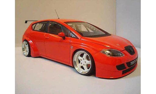 Seat Leon WTCC 1/18 Guiloy rosso modellini auto