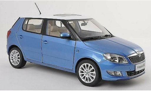 Skoda Fabia Base 1/18 Paudi blu/bianco 2008 modellini auto