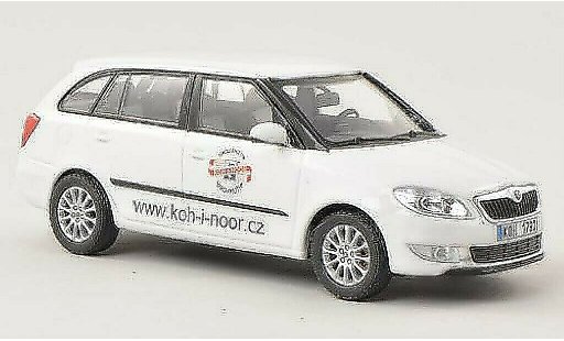 Skoda Fabia Combi 1/43 Abrex Koh-i-noor modellini auto