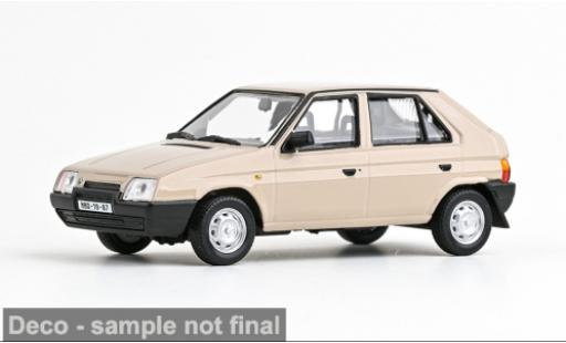 Skoda Favorit 1/43 Abrex 136L beige 1988 1:43 modellino in miniatura