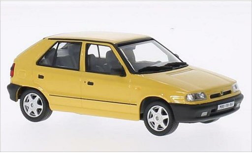 Skoda Felicia 1.3 GLXi 1/43 Abrex giallo 1994 modellini auto