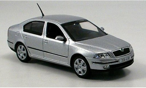 Skoda Octavia Limousine 1/43 Norev II Berlina 2006 modellini auto
