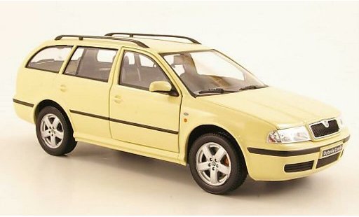 Skoda Octavia Combi 1/24 Abrex Tour beige modellini auto