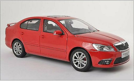 Skoda Octavia Base 1/18 Paudi V Sport rosso modellini auto