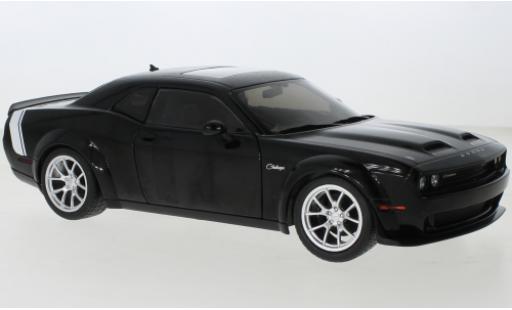 Dodge Challenger 1/18 Solido SRT Hellcat Widebody nero 2023 modellino in miniatura