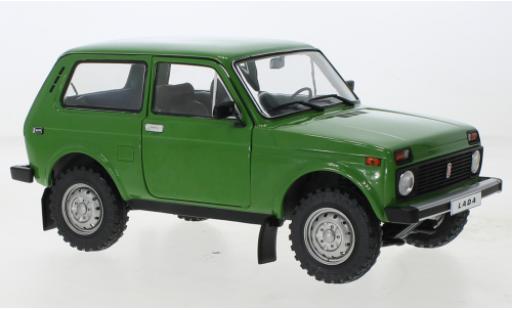Lada Niva 1/18 Solido vert 1980 modellino in miniatura