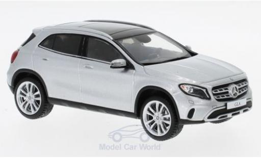 Mercedes Classe GLA 1/43 Spark GLA 250 grigio 2017 modellino in miniatura