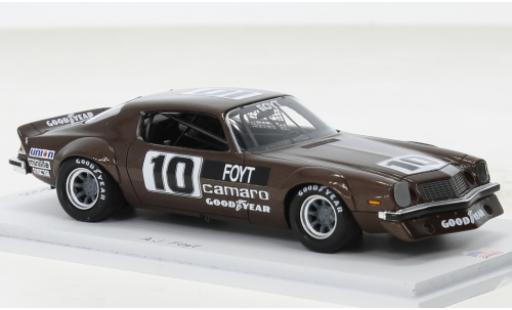 Chevrolet Camaro 1/43 Spark marroneee No.10 IROC Daytona 1975 modellino in miniatura