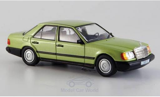 Mercedes 300 1/43 SpecialC E (W124) metallico verde 1984 ohne Vitrine modellino in miniatura