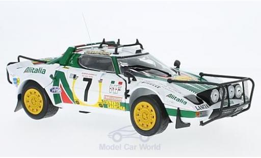 Lancia Stratos 1/18 Sun Star HF Rally No.7 Alitalia Rallye WM Safari Rallye 1977 S.Munari/P.Sodano ohne Vitrine modellino in miniatura