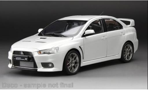 Mitsubishi Lancer 1/18 Sun Star Evolution X weiss 1:18 modellino in miniatura