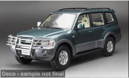 Mitsubishi Pajero 1/18 Sun Star V73 grün 1:18 modellino in miniatura