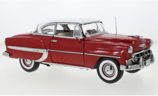 Chevrolet Bel Air 1/18 Sun Star Hardtop Coupe rosso/bianco 1953 modellino in miniatura