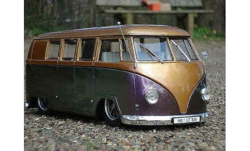 Volkswagen Combi Base 1/18 Solido the simple bus modellini auto