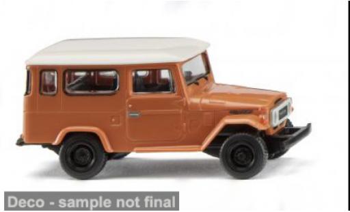 Toyota Land Cruiser 1/87 Wiking braun/beige 1960 1:87 modellini auto