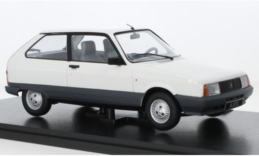 Citroen AX 1/18 Triple 9 Collection Axel 12 TRS bianco 1990 modellino in miniatura