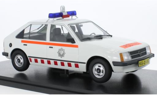 Opel Kadett 1/18 Triple 9 Collection D Politie (NL) modellino in miniatura