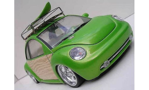 Volkswagen New Beetle Base 1/18 Burago woody green surf california modellini auto