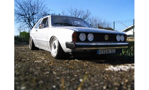 Volkswagen Scirocco GTI 1/18 Revell jantes bords larges a deport modellini auto
