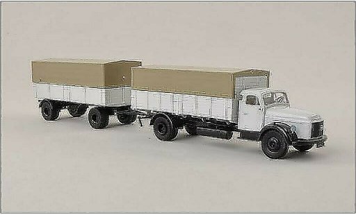 Volvo N88 Base 1/87 Brekina mit neroem Chassis grigio modellini auto
