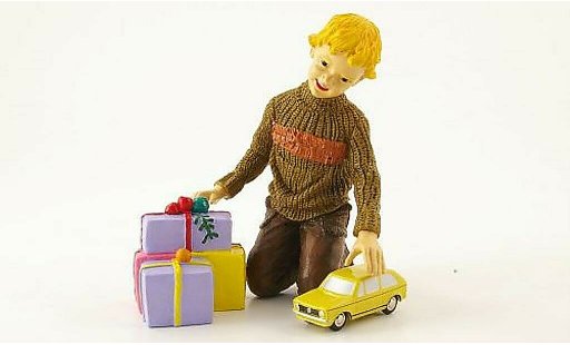 Volkswagen Golf Base 1/90 Schuco giallo con Figur modellini auto