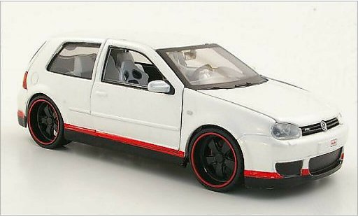 Volkswagen Golf R32 1/24 Maisto Tuningversion metallicoo bianco 2003 modellini auto