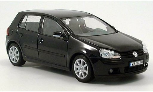 Volkswagen Golf Base 1/24 Welly nero 2004 modellini auto