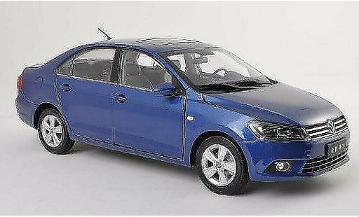 Volkswagen Jetta Base 1/18 Paudi blu 2012 modellini auto