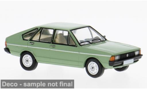 Volkswagen Passat 1/87 PCX87 B1 gr&uuml;n 1977 1:87 modellino in miniatura