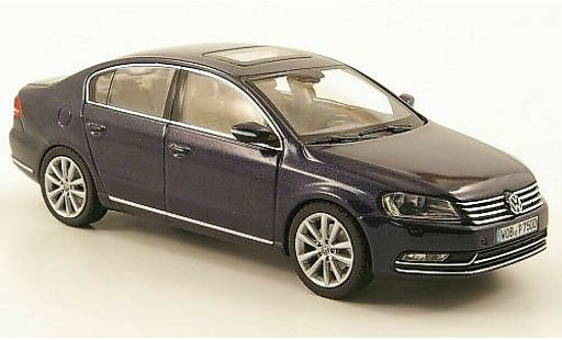 Volkswagen Passat B7 1/43 Schuco blu 2010 modellini auto
