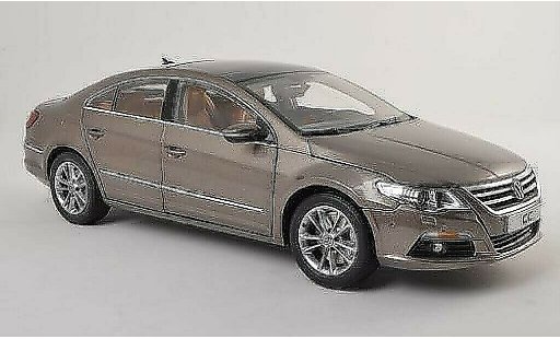 Volkswagen Passat CC 1/18 Paudi beige 2011 modellini auto