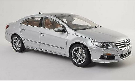 Volkswagen Passat CC 1/18 Paudi grigio 2011 modellini auto