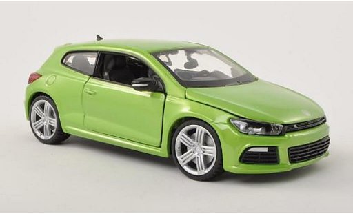 Volkswagen Scirocco R 1/24 Burago III verde modellini auto