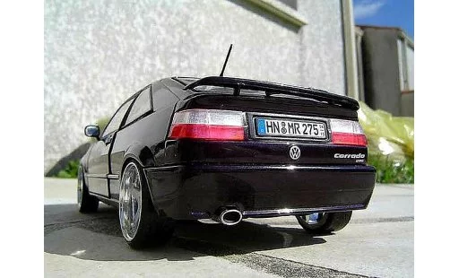 Volkswagen Corrado VR6 1/18 Revell vw speed motors modellini auto
