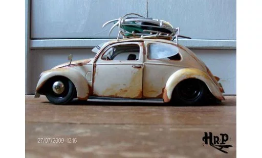 Volkswagen Kafer Base 1/18 Maisto coccinelle split hoodride modellini auto