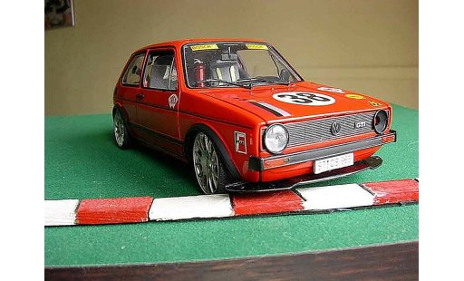 Volkswagen Golf GTI 1/18 Solido racing moteur v10 jantes bbs modellini auto