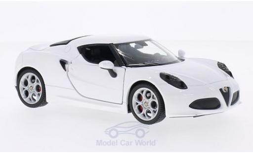 Alfa Romeo 4C 1/24 Welly bianco 2014 modellino in miniatura
